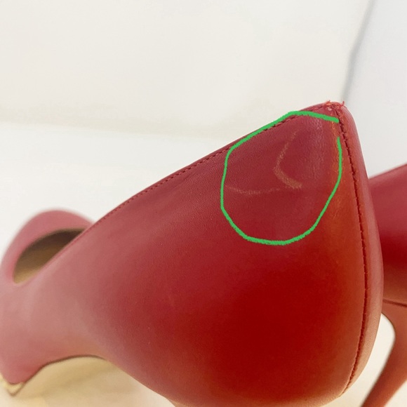 Valentino Garavani Platform Pumps in Red - 37 - Picture 10 of 16